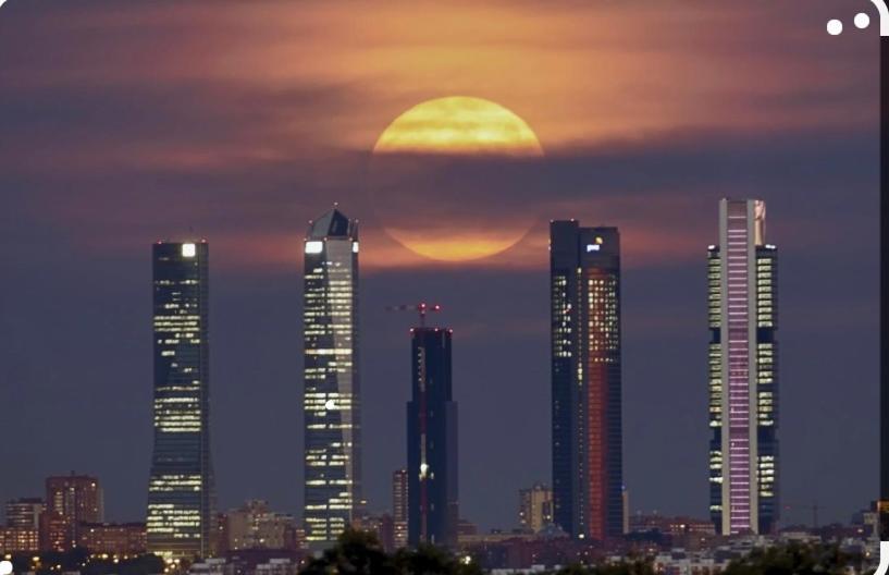 De Frente A 4 Torres, Habitacion Con Bano Hotel Madri Exterior foto